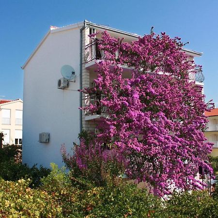 Apartments By The Sea Rastici, Ciovo - 2104 Трогир Экстерьер фото