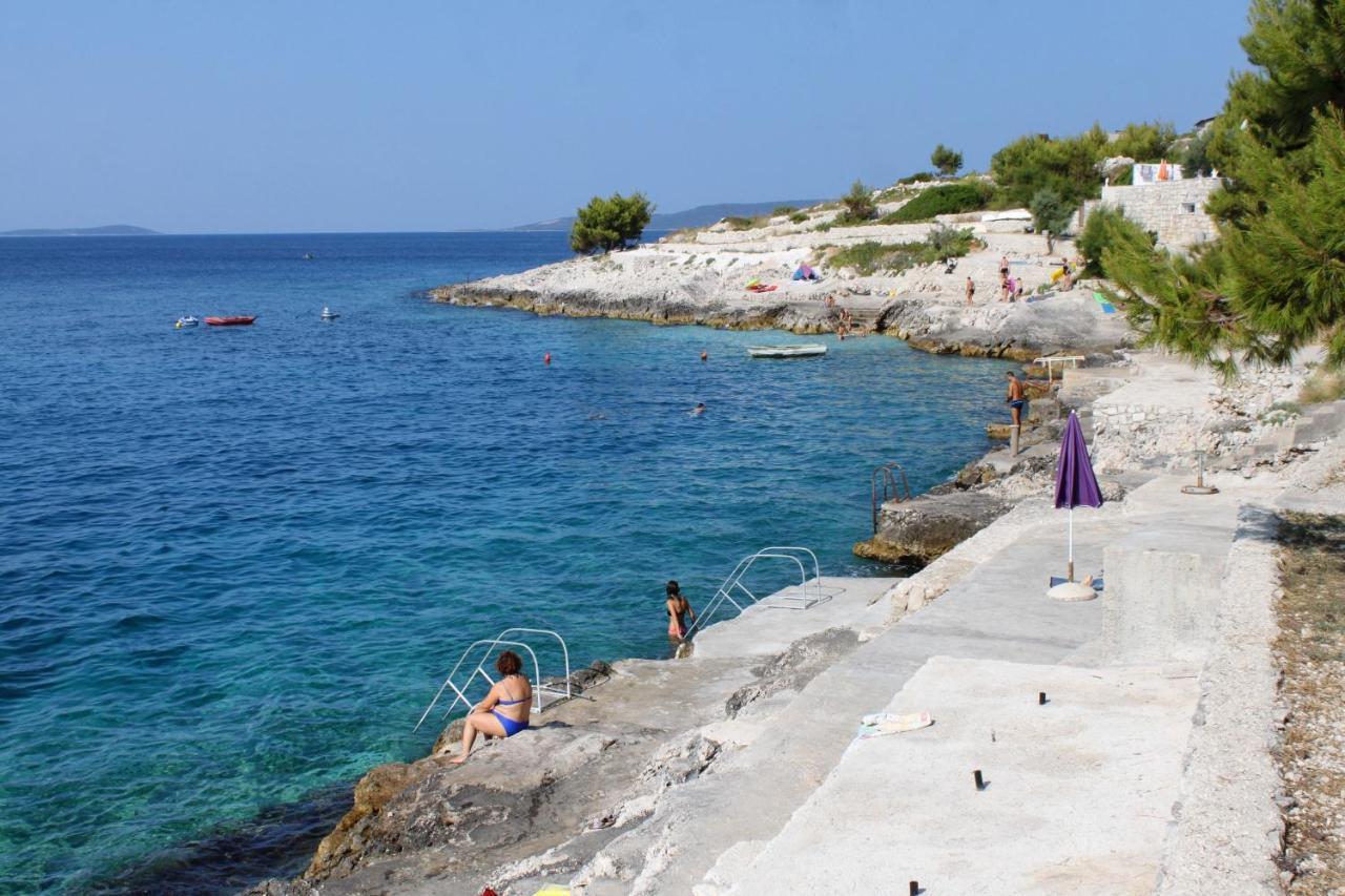 Apartments By The Sea Rastici, Ciovo - 2104 Трогир Экстерьер фото